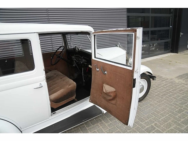 Renault - monaquatre (1933) - afbeelding 4 van  44