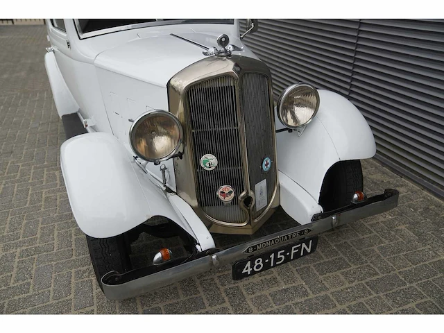 Renault - monaquatre (1933) - afbeelding 12 van  44