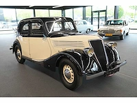 Renault - novaquatre (1938) - afbeelding 1 van  11