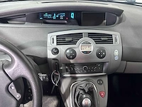 Renault - scénic - 1.6-16v business l. - 02-glz-8 - afbeelding 2 van  21