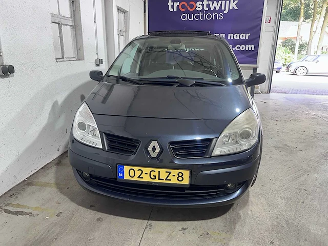 Renault - scénic - 1.6-16v business l. - 02-glz-8 - afbeelding 20 van  21