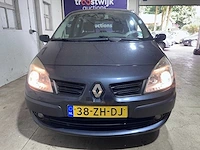 Renault - scénic - 1.6-16v business l. - 38-zh-dj - afbeelding 17 van  19