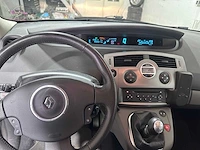 Renault - scénic - 1.6-16v business l. - 38-zh-dj - afbeelding 9 van  19