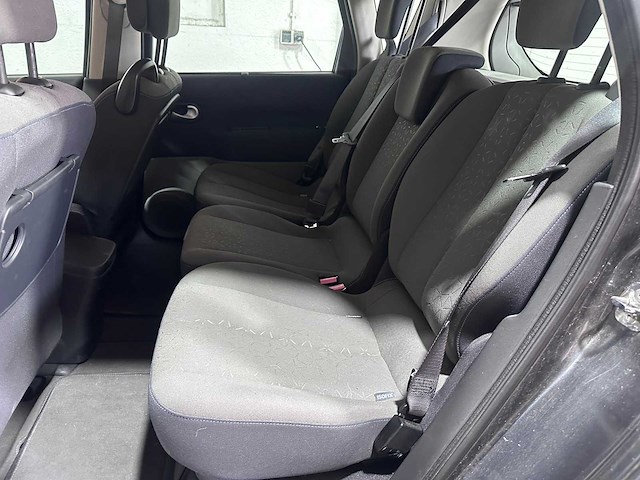 Renault - scénic - 1.6-16v business l. - 38-zh-dj - afbeelding 8 van  19