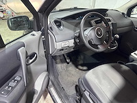 Renault - scénic - 1.6-16v business l. - 38-zh-dj - afbeelding 18 van  19