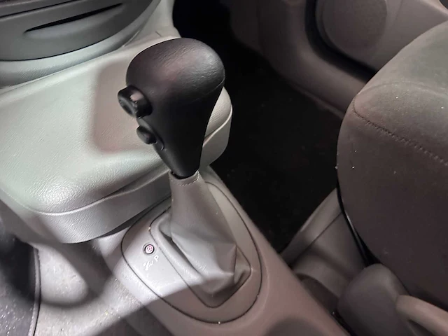 Renault - scénic - 1.6-16v expression automaat- 84-jk-jb - afbeelding 6 van  20