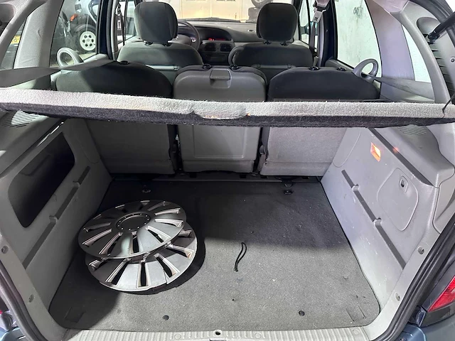 Renault - scénic - 1.6-16v expression automaat- 84-jk-jb - afbeelding 9 van  20