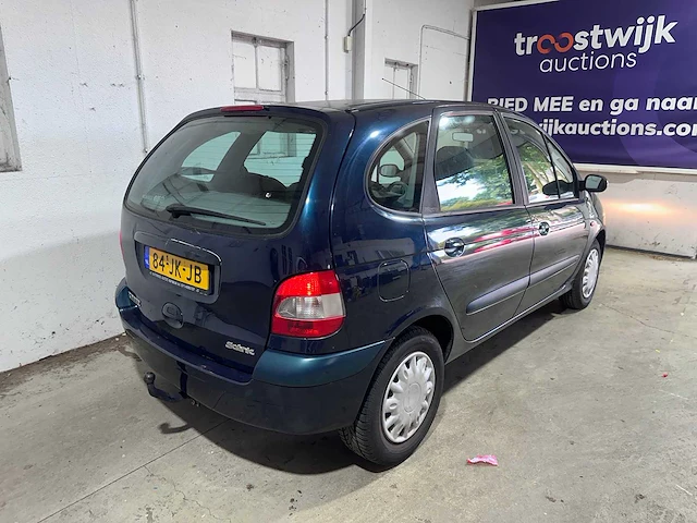 Renault - scénic - 1.6-16v expression automaat- 84-jk-jb - afbeelding 16 van  20