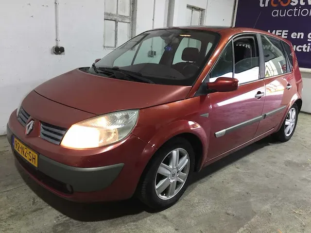 Renault - scénic - 1.6-16v priv. comf. - 92-nz-sh - afbeelding 1 van  22