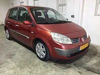 Renault - scénic - 1.6-16v priv. comf. - 92-nz-sh - afbeelding 20 van  22