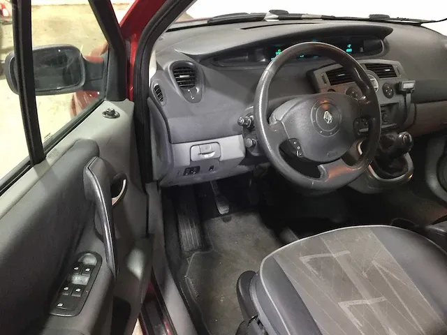 Renault - scénic - 1.6-16v priv. comf. - 92-nz-sh - afbeelding 22 van  22