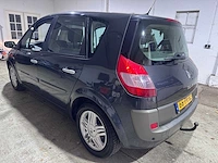Renault - scénic - 2.0-16v dynam.luxe - 66-pv-bz - afbeelding 13 van  19