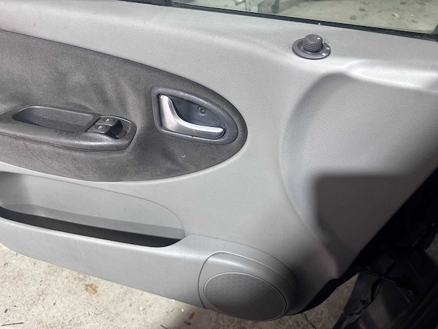 Renault - scénic - 2.0-16v expression - 24-ls-zp - afbeelding 3 van  20