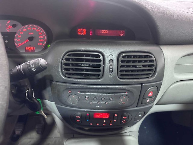 Renault - scénic - 2.0-16v expression - 24-ls-zp - afbeelding 5 van  20