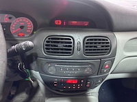 Renault - scénic - 2.0-16v expression - 24-ls-zp - afbeelding 5 van  20