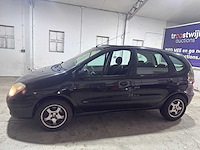 Renault - scénic - 2.0-16v expression - 24-ls-zp - afbeelding 12 van  20