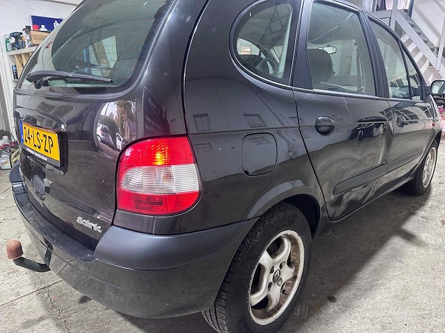 Renault - scénic - 2.0-16v expression - 24-ls-zp - afbeelding 16 van  20