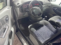 Renault - scénic - 2.0-16v expression - 24-ls-zp - afbeelding 19 van  20