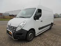 Renault - t35 2.3 dci l2h2 dc v-816-lr
