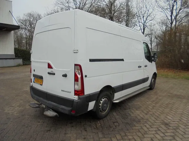 Renault - t35 2.3 dci l2h2 dc v-816-lr - afbeelding 7 van  13