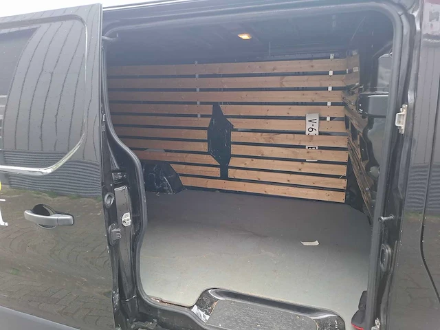 Renault - trafic - 1.6 dci 146pk t29l2h1luxen - bedrijfswagen - afbeelding 17 van  36