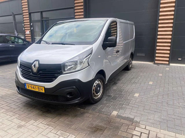 Renault - trafic - 1.6 dci t27l1h1comen - bedrijfswagen - v-941-bh - afbeelding 1 van  14