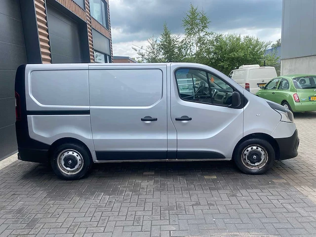 Renault - trafic - 1.6 dci t27l1h1comen - bedrijfswagen - v-941-bh - afbeelding 10 van  14