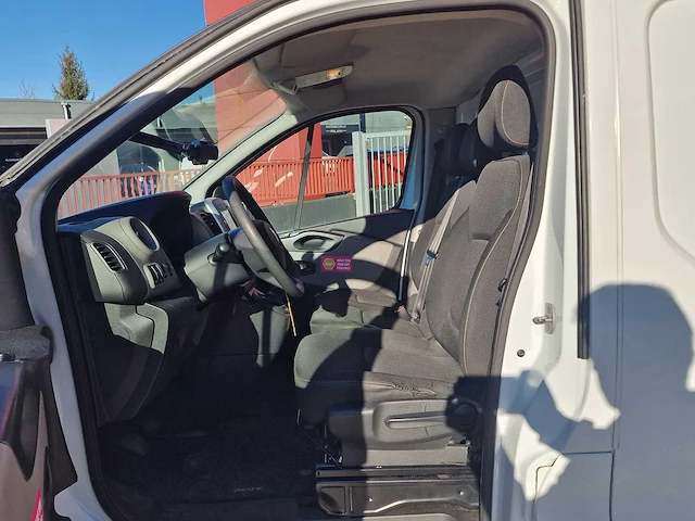 Renault - trafic - 1.6 dci t29 l1h1 com - bedrijfswagen - v-703-xx - afbeelding 3 van  18