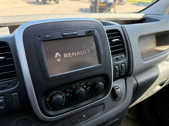 Renault - trafic - 1.6 dci t29 l2h1 com - bedrijfswagen - afbeelding 27 van  28
