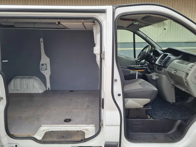 Renault - trafic - 2.0 dci t27 l1h1bl.e - vf-882-p - afbeelding 9 van  12