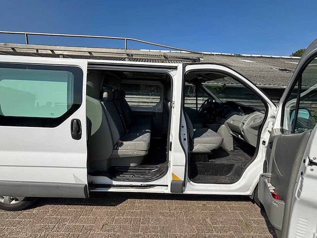 Renault - trafic - 2.0 dci t29 l2h2 - 2014 - van - afbeelding 20 van  27