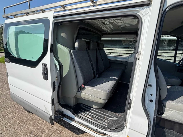 Renault - trafic - 2.0 dci t29 l2h2 - 2014 - van - afbeelding 15 van  27