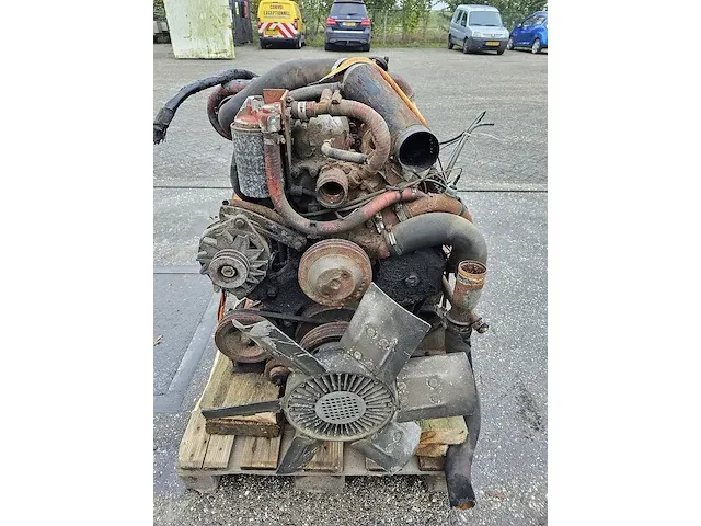 Renault - turbo engine - motor - afbeelding 1 van  8