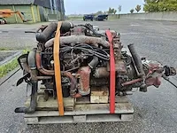 Renault - turbo engine - motor - afbeelding 2 van  8