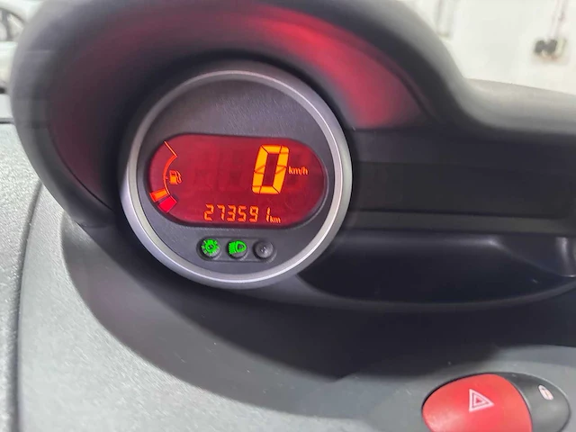 Renault - twingo - 1.5 dci collection - 2-kkx-79 - afbeelding 3 van  17