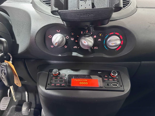 Renault - twingo - 1.5 dci collection - 2-kkx-79 - afbeelding 4 van  17