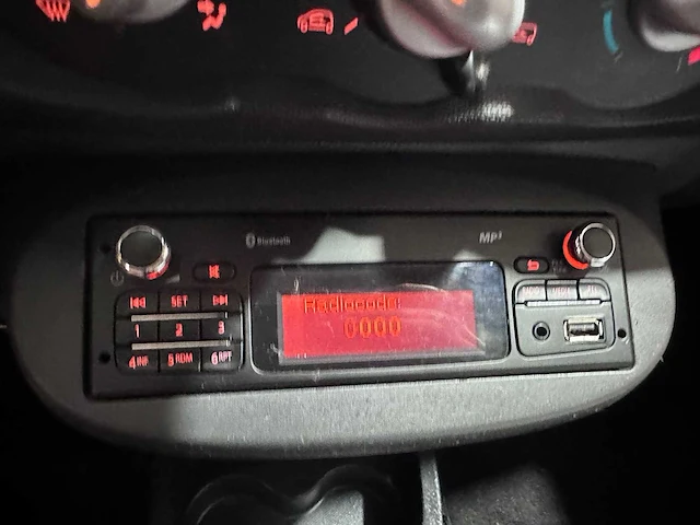 Renault - twingo - 1.5 dci collection - 2-kkx-79 - afbeelding 9 van  17