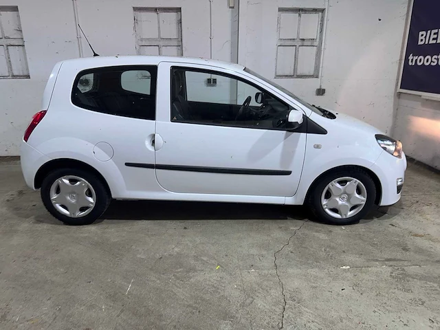 Renault - twingo - 1.5 dci collection - 2-kkx-79 - afbeelding 14 van  17