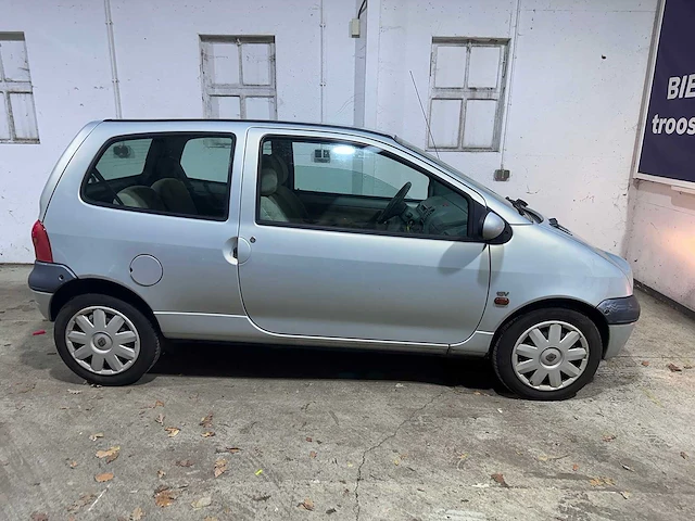 Renault - twingo - 2050 - 13-nh-kv - afbeelding 14 van  17