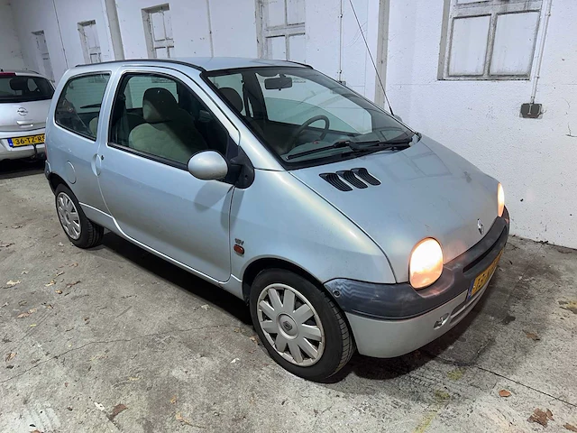Renault - twingo - 2050 - 13-nh-kv - afbeelding 15 van  17