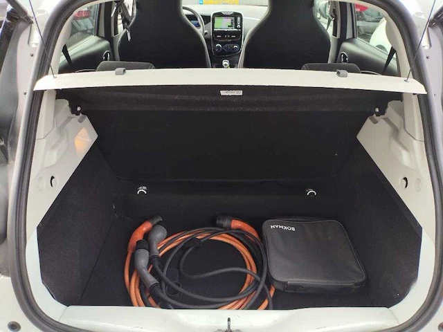 Renault - zoe - q90 int. qc 40 n-979-gf - afbeelding 17 van  25