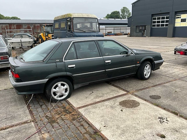 Renault 25 gtd personenauto - afbeelding 14 van  17