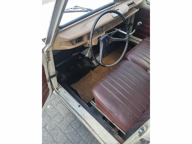 Renault 4 1972 - afbeelding 3 van  23