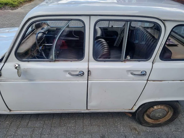 Renault 4 1972 - afbeelding 18 van  23
