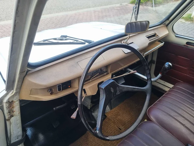 Renault 4 1972 - afbeelding 15 van  23