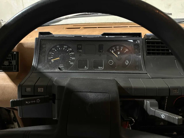 Renault 5 1.4 cosmopolitan 67pk 1985, nd-70-fn - afbeelding 14 van  33