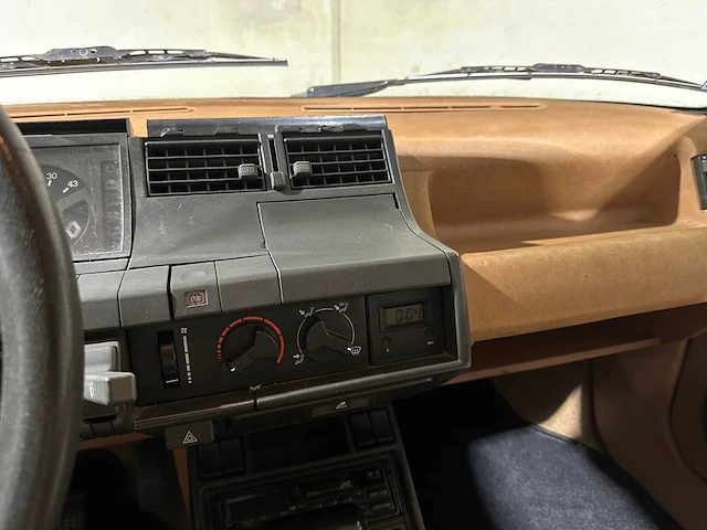 Renault 5 1.4 cosmopolitan 67pk 1985, nd-70-fn - afbeelding 16 van  33