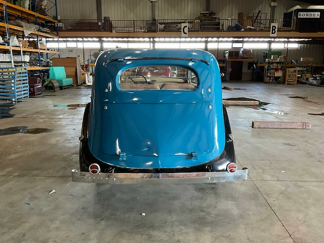 Renault adl2 oldtimer - afbeelding 19 van  21