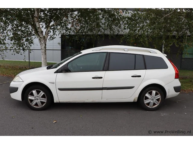 Renault bestelwagen megane grand tour 1.5 dci 63kw van e4 | 02-vlz-3 - afbeelding 16 van  22