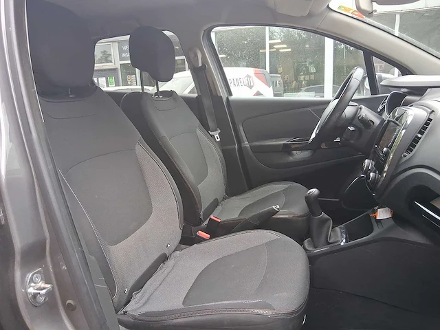 Renault captur 0.9 tce dynamique 2013 | 4-sbg-62 - afbeelding 26 van  34